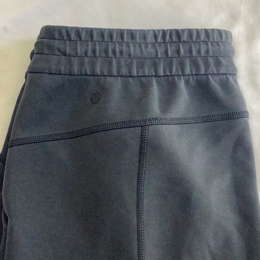 Lululemon pants - Picture 8 of 11